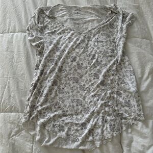 Offer a Price Hollister Women's Gray Elephant Patterned Top Size S